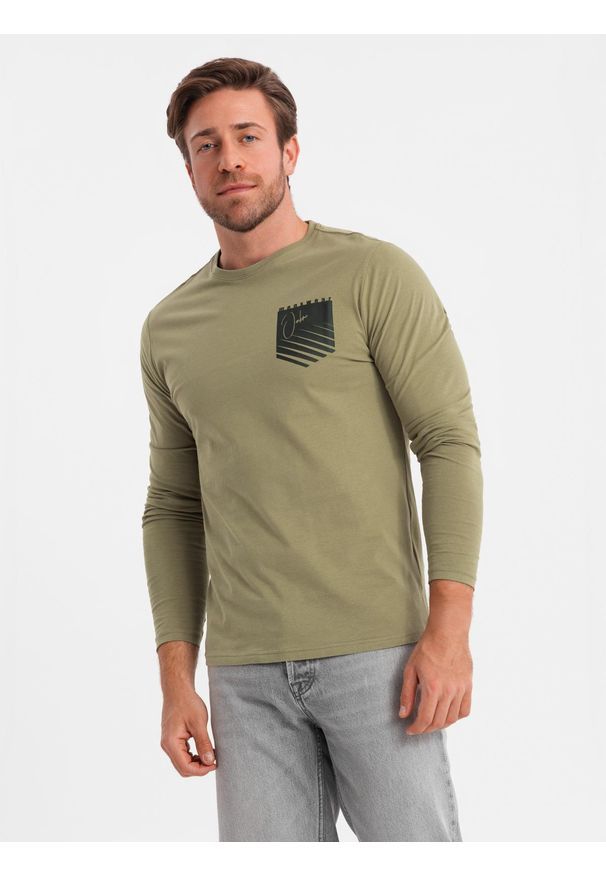 Ombre Clothing - Longsleeve męski z printem w kształcie kieszonki - oliwkowy V2 - Rozmiar: XL. Kolor: oliwkowy. Materiał: bawełna. Długość rękawa: długi rękaw. Długość: długie. Wzór: nadruk