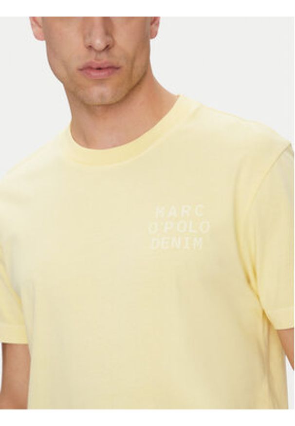 Marc O'Polo Denim T-Shirt 500 0006 040 Żółty Relaxed Fit. Typ kołnierza: polo. Kolor: żółty. Materiał: bawełna
