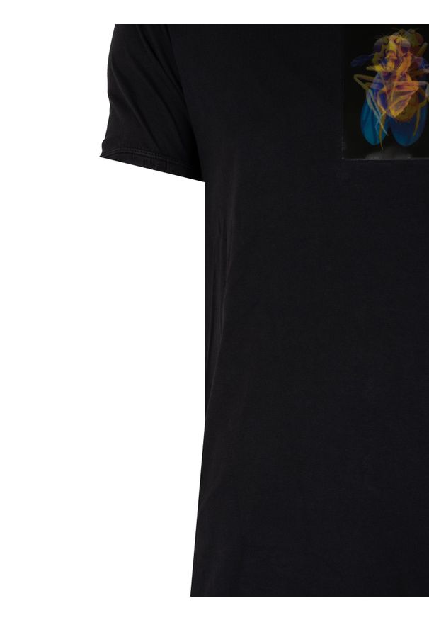 Diesel T-Shirt "Inner" | A06597-0TDAN | Mężczyzna | Czarny. Okazja: na co dzień. Kolor: czarny. Materiał: bawełna. Długość: długie. Wzór: jednolity, nadruk. Sezon: lato. Styl: elegancki, casual