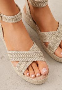 Born2be - Jasnobeżowe Plecione Sandały Boho VICES ze Skrzyżowanymi Paskami Aqiaria. Okazja: na co dzień. Zapięcie: pasek. Kolor: beżowy. Materiał: len. Sezon: lato. Styl: boho #5