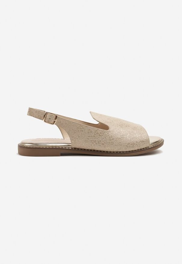Renee - Złoto-Beżowe Sandały Slingback ze Skórzaną Wkładką i Noskiem Peep Toe Kirassa. Nosek buta: otwarty. Zapięcie: sprzączka. Kolor: złoty. Materiał: skóra. Obcas: na płaskiej podeszwie. Styl: klasyczny