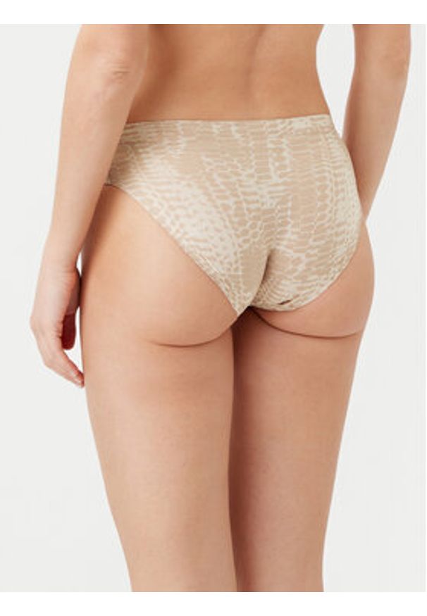 Chantelle Figi klasyczne Soft Stretch C11D30 Beżowy. Kolor: beżowy. Materiał: syntetyk