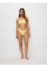 Reserved - Dół od bikini - jaskrawożółty. Kolor: żółty. Materiał: materiał. Wzór: gładki