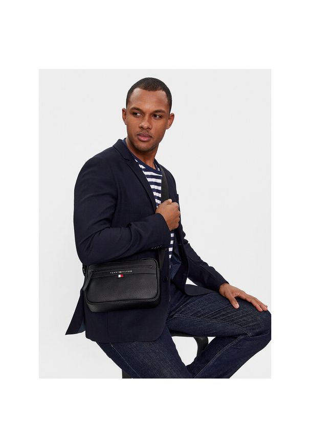 TOMMY HILFIGER - Saszetka Tommy Hilfiger. Kolor: czarny