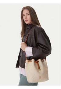 TOMMY HILFIGER - Tommy Hilfiger Torebka Th Monoplay Bucket Le AW0AW18847 Beżowy. Kolor: beżowy. Materiał: skórzane #1