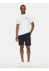Karl Lagerfeld - KARL LAGERFELD T-Shirt 755710 500224 Biały Regular Fit. Typ kołnierza: dekolt w karo. Kolor: biały. Materiał: bawełna #4