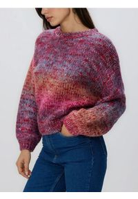 Reserved - Sweter z obniżoną linią ramion - wielobarwny. Materiał: dzianina #1