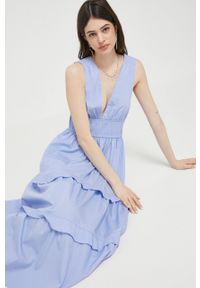 Abercrombie & Fitch sukienka kolor fioletowy midi rozkloszowana. Kolor: fioletowy. Typ sukienki: rozkloszowane. Długość: midi #1