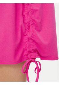 Guess T-Shirt E4GI00 K68D2 Różowy Regular Fit. Kolor: różowy. Materiał: bawełna