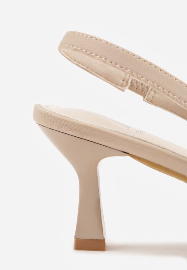 Renee - Beżowe Sandały Slingback na Kaczuszce Zdobione Aplikacją z Kokardą Teniane. Okazja: na co dzień. Zapięcie: pasek. Kolor: beżowy. Materiał: jeans. Wzór: aplikacja. Obcas: na szpilce. Styl: casual