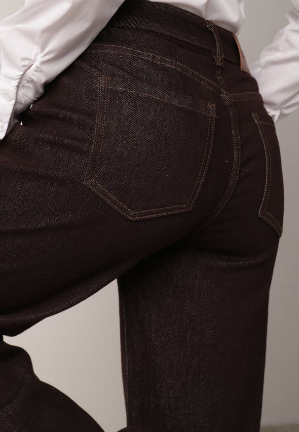 Born2be - Brązowe Jeansy z Szerokimi Nogawkami z Bawełną Zidula. Okazja: na co dzień. Kolor: brązowy. Styl: casual