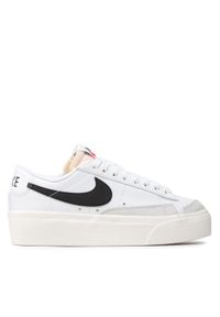 Nike Sneakersy Blazer Low Platform DJ0292 Biały. Kolor: biały. Materiał: skóra. Obcas: na platformie #1