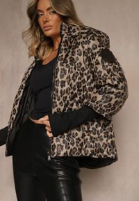 Renee - Ciemnobeżowa Pikowana Kurtka z Szerokim Ściągaczem przy Rękawach Oleaste. Okazja: na co dzień. Kolor: beżowy. Materiał: jeans. Styl: casual, elegancki