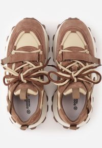 Renee - Brązowe Zamszowe Sneakersy Chunky na Platformie z Bieżnikiem ze Skórzaną Wkładką Favusa. Zapięcie: sznurówki. Kolor: brązowy. Materiał: skóra, zamsz. Szerokość cholewki: normalna. Obcas: na platformie #4