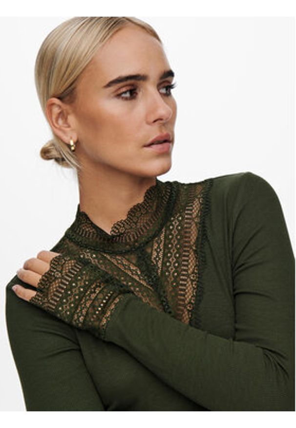 only - ONLY Bluzka 15207788 Zielony Stretch Fit. Kolor: zielony. Materiał: wiskoza