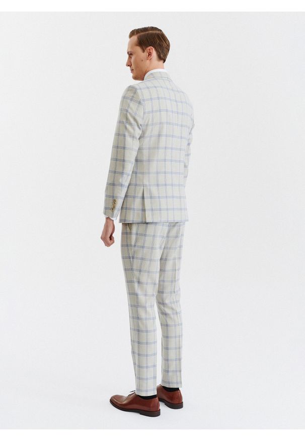 Pako Lorente - PAKO LORENTE – Beżowa marynarka garniturowa w kratę. Okazja: na wesele, na ślub cywilny. Kolor: beżowy. Materiał: poliester, wiskoza, elastan