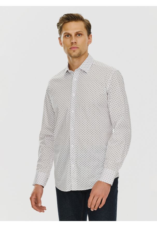 PAKO LORENTE – Męska koszula w subtelny wzór P24SF-1X-025-B-S - Pako Lorente. Okazja: na co dzień. Materiał: jeans, elastan. Styl: casual