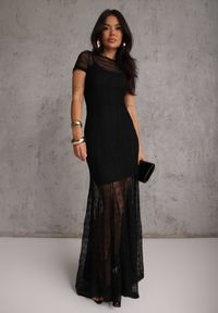 Renee - Czarna Wieczorowa Sukienka z Siateczki z Wiskozą na Krótki Rękaw Chareino. Okazja: na randkę, na wesele, na ślub cywilny. Kolor: czarny. Materiał: wiskoza. Długość rękawa: krótki rękaw. Styl: wizytowy. Długość: maxi #8