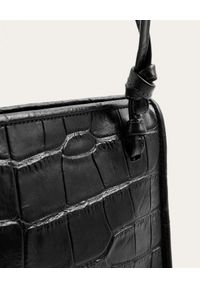 BALAGAN - Czarna torebka Suzanne S z wzorem krokodyla. Kolor: czarny. Wzór: geometria #2