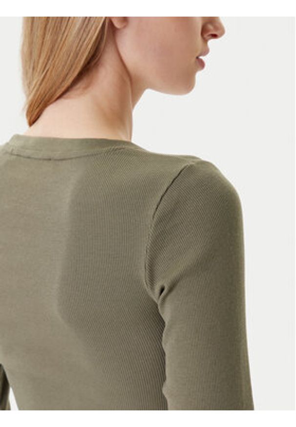 Guess Jeans Bluzka W5YP38 KA0H1 Khaki Slim Fit. Kolor: brązowy. Materiał: bawełna