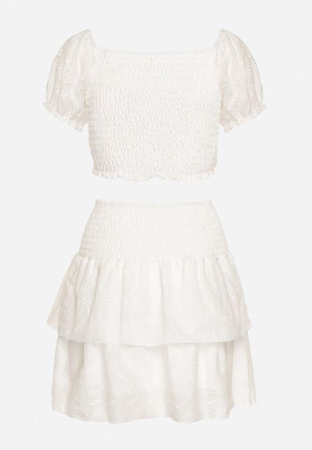 Born2be - Biały Bawełniany Ażurowy Komplet Krótka Bluzka ze Ściągaczem i Rozkloszowana Spódnica z Wysokim Stanem i Gumką w Talii Valencella. Kolor: biały. Materiał: bawełna. Wzór: ażurowy
