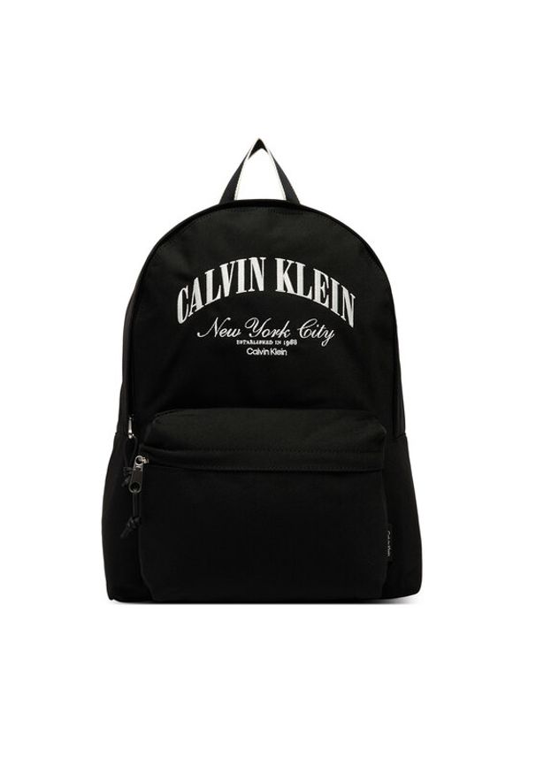 Calvin Klein Plecak Graphic Capsule Round Backpack LV04D3345G Czarny. Kolor: czarny. Materiał: materiał