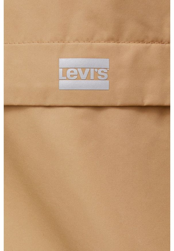 Levi's® - Levi's kurtka damska kolor beżowy przejściowa oversize. Okazja: na spotkanie biznesowe. Kolor: beżowy. Materiał: materiał. Wzór: aplikacja, gładki. Styl: biznesowy