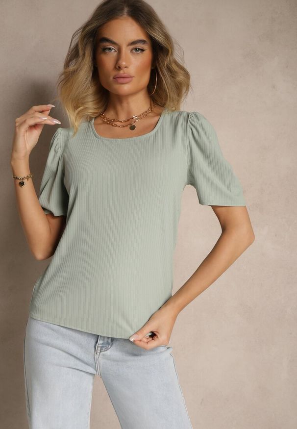 Renee - Zielony T-shirt z Prążkowanej Tkaniny z Zakładkami przy Rękawach Kolaniella. Kolor: zielony. Materiał: tkanina, prążkowany. Styl: elegancki