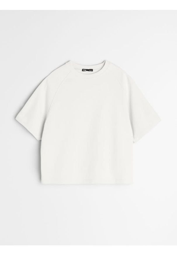 Sinsay - Koszulka z krótkim rękawem - kremowy. Kolor: kremowy. Długość rękawa: krótki rękaw. Długość: krótkie