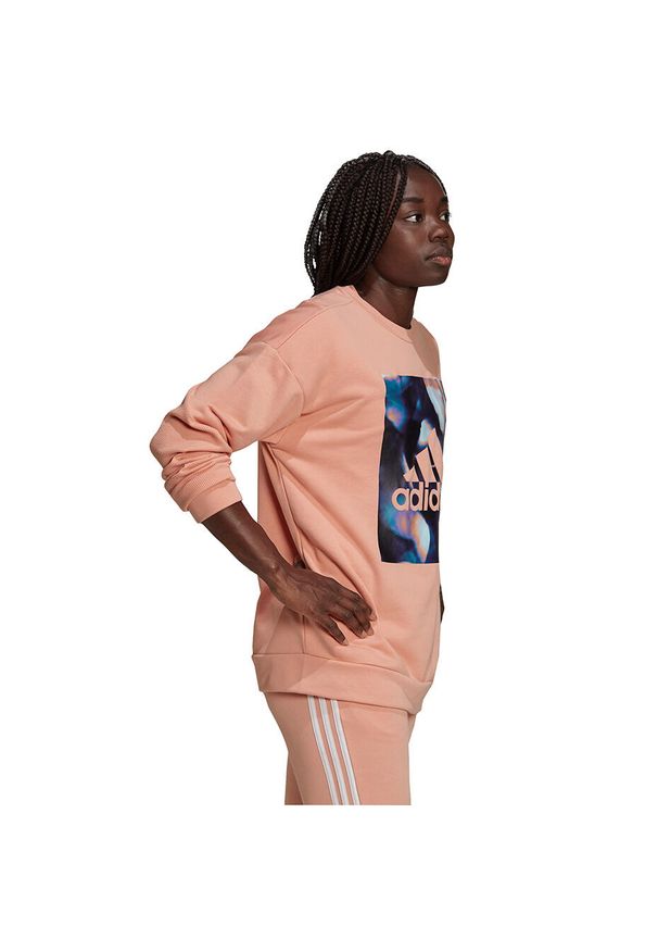 Adidas - Bluza damska adidas Youforyou Sweatshirt. Kolor: pomarańczowy, wielokolorowy, różowy