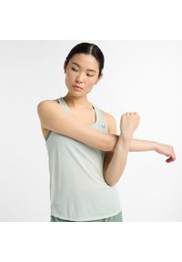 Koszulka damska New Balance WT41250CY2 – miętowa. Kolor: miętowy. Materiał: poliester. Sezon: lato. Sport: fitness #5