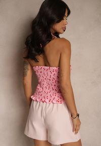 Renee - Różowa Bluzka z Dekoltem Halter Zdobiona Wiązaniem i Guzikami Tolureine. Okazja: na co dzień. Typ kołnierza: dekolt halter. Kolor: różowy. Materiał: jeans. Wzór: aplikacja. Styl: casual #3