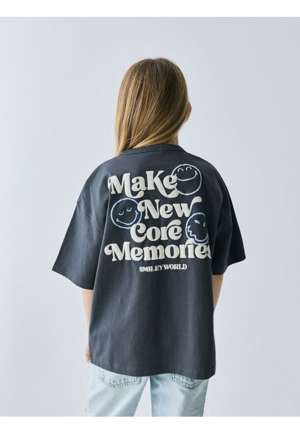 Reserved - T-shirt SmileyWorld® - ciemnoszary. Kolor: szary. Materiał: bawełna