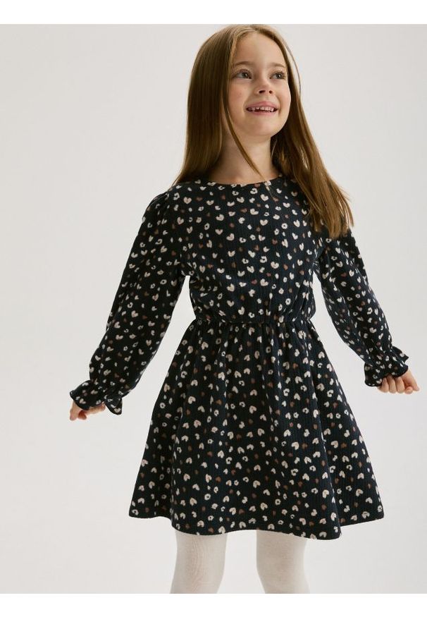 Reserved - Sukienka we wzory - wielobarwny. Materiał: tkanina