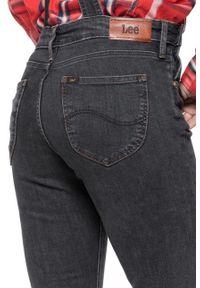 Lee - DAMSKIE OGRODNICZKI LEE BIB SKINNY BLACK WASH L39EWLSF. Kolor: szary