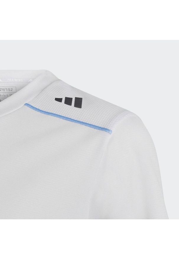Adidas - AEROREADY Tee. Kolor: szary, niebieski, wielokolorowy. Materiał: materiał. Sport: joga i pilates
