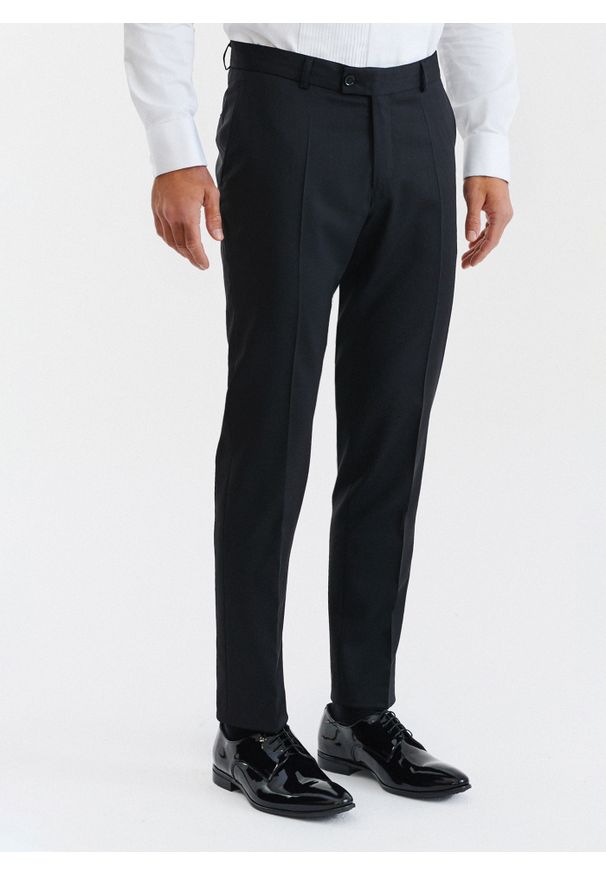 Pako Lorente - PAKO LORENTE – Spodnie smokingowe P000B-6S-001-C-S. Materiał: wełna. Wzór: gładki. Styl: młodzieżowy