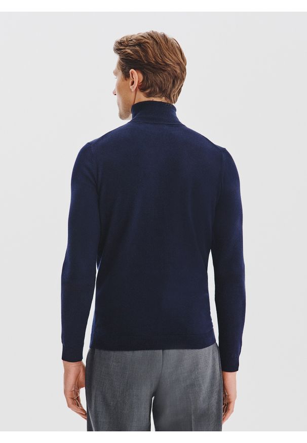 Pako Lorente - PAKO LORENTE - Granatowy gładki golf męski. Typ kołnierza: golf. Kolor: beżowy, niebieski, biały. Materiał: poliamid, bawełna, elastan. Wzór: gładki. Sezon: jesień