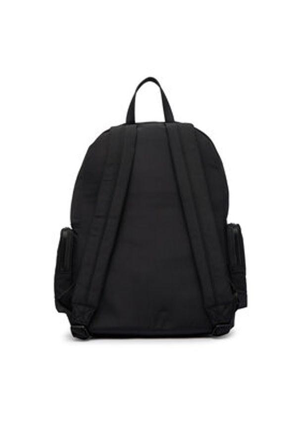 Just Cavalli Plecak 80QA4B20 ZSD81 Czarny. Kolor: czarny. Materiał: materiał