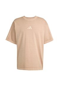 Adidas - Koszulka ALL SZN Washed. Kolor: beżowy. Materiał: bawełna