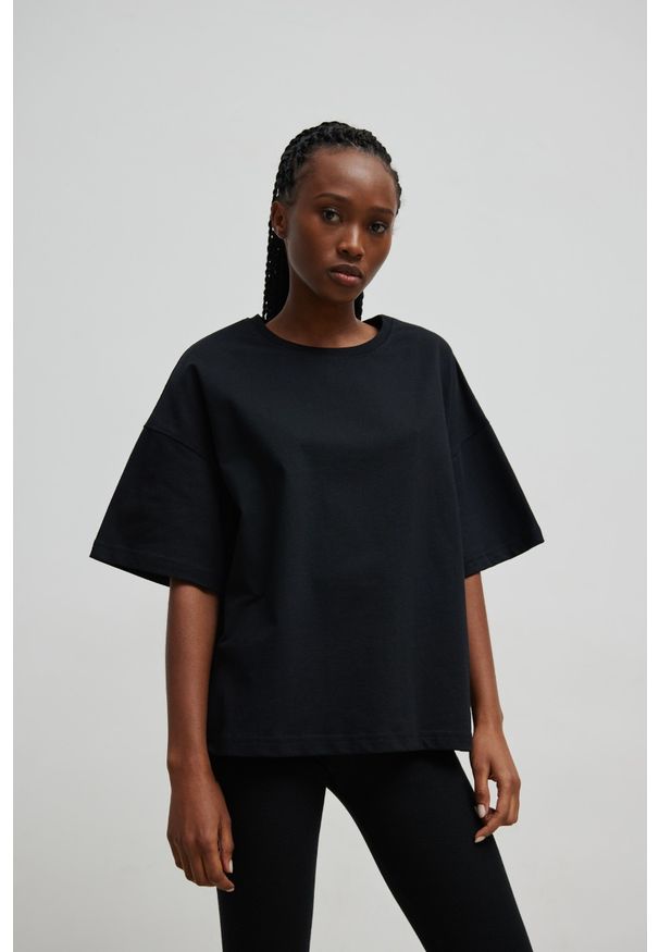 Marsala - Tshirt typu oversize w kolorze TOTALLY BLACK - ONLY -L. Materiał: elastan, bawełna. Styl: klasyczny, elegancki