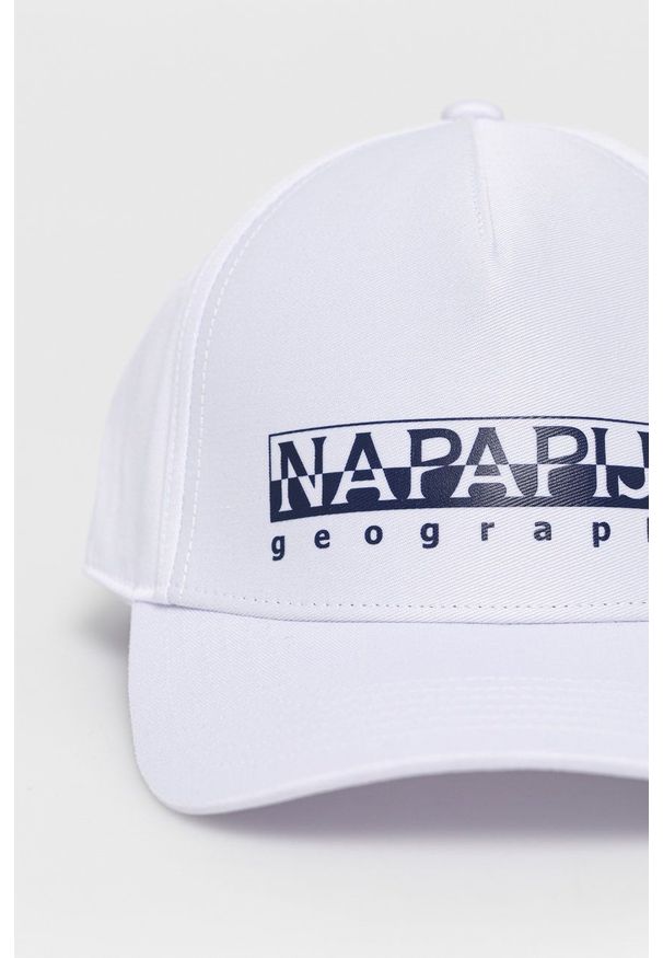 Napapijri Czapka kolor biały z nadrukiem. Kolor: biały. Wzór: nadruk