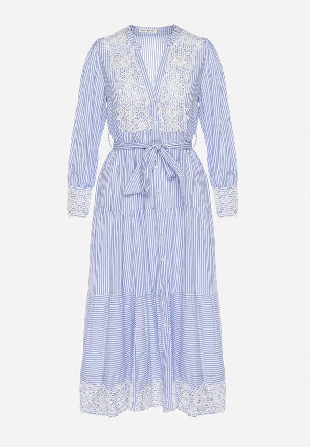 Born2be - Jasnoniebieska Bawełniana Sukienka Taliowana z Koronką w Stylu Rustykalnym Blekotta. Kolor: niebieski. Materiał: koronka, bawełna. Wzór: koronka. Sezon: wiosna, lato