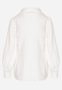 Born2be - Biała Koszula z Plisowanymi Rękawami Leophone. Okazja: na co dzień. Kolor: biały. Długość rękawa: długi rękaw. Długość: długie. Styl: casual, elegancki #2