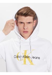 Calvin Klein Jeans Bluza J30J320805 Biały Regular Fit. Kolor: biały. Materiał: bawełna #3