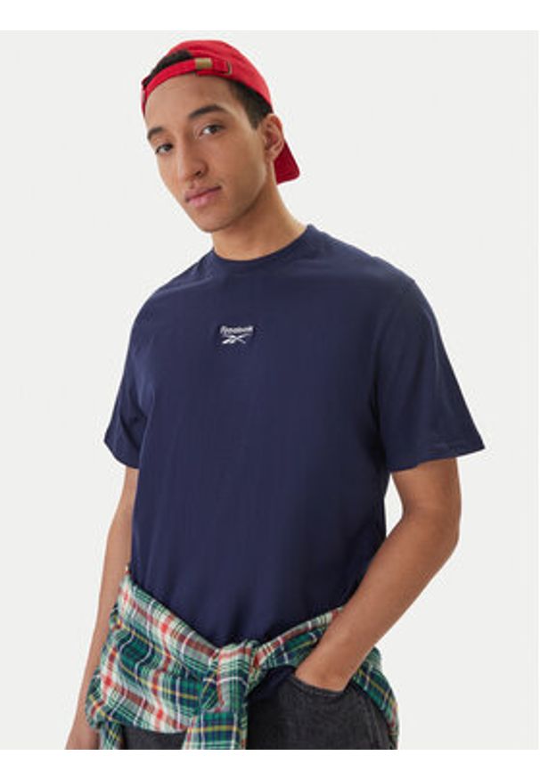 Reebok T-Shirt Branagan RK25561CCM Granatowy Regular Fit. Kolor: niebieski. Materiał: bawełna