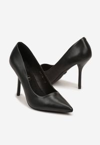 Renee - Czarne Szpilki Vices z Wkładką ze Skóry Naturalnej Mivika. Okazja: na co dzień. Kolor: czarny. Materiał: skóra. Obcas: na szpilce. Styl: casual #6