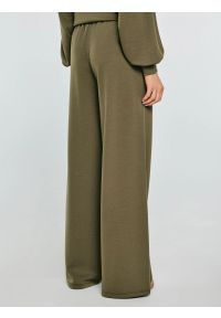 Big-Star - Spodnie damskie dresowe z szeroką nogawką khaki Lunarap 303. Kolor: zielony. Materiał: dresówka. Styl: elegancki, wizytowy #5