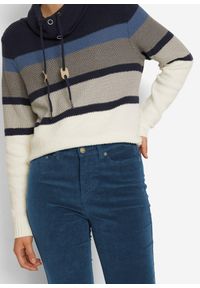 bonprix - Spodnie sztruksowe Skinny ze stretchem. Kolor: niebieski. Materiał: sztruks