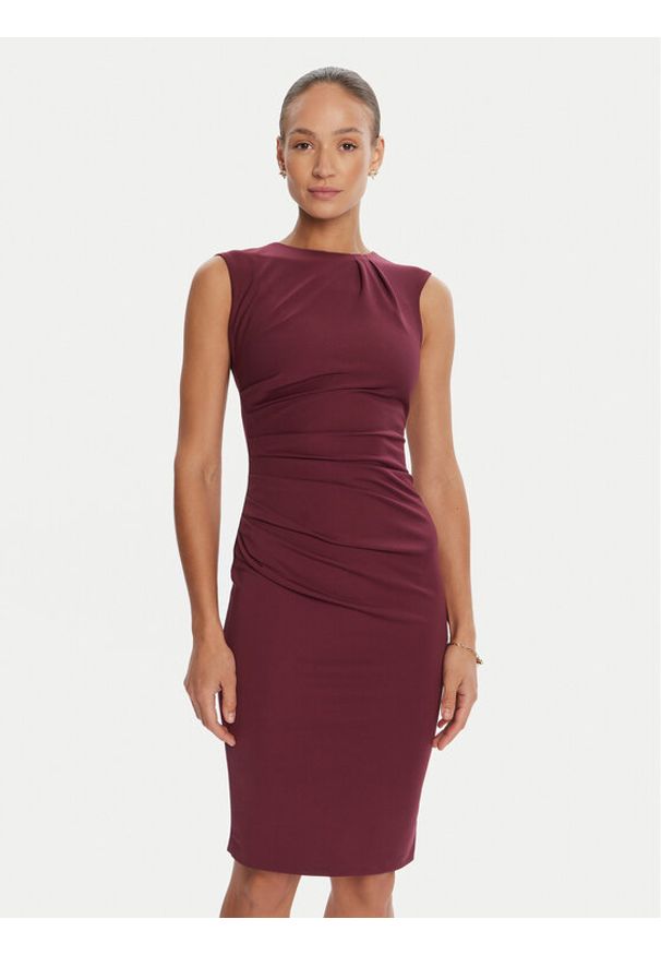 Rinascimento Sukienka koktajlowa CFC0125332003 Bordowy Slim Fit. Kolor: fioletowy. Materiał: syntetyk. Styl: wizytowy